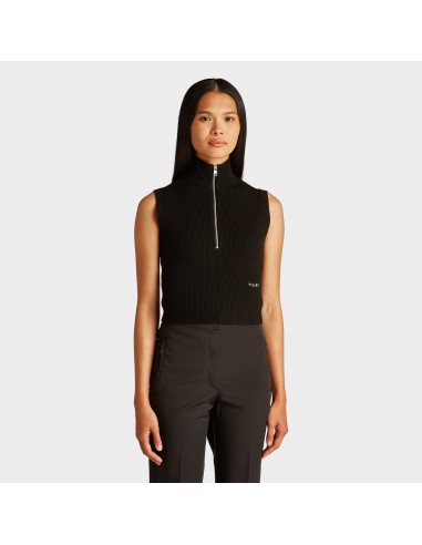 Stretch Merino Sleeveless Turtleneck s'inspire de l'anatomie humaine